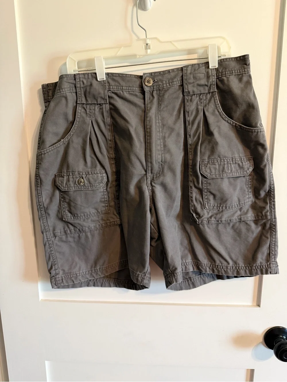 Men's Cargo Shorts in Gray - Classic Utility Style